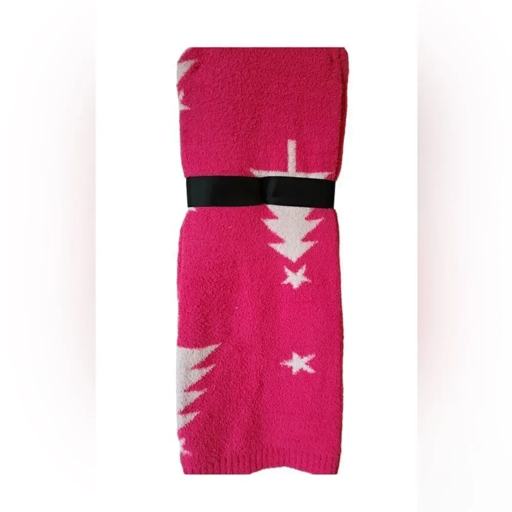 NWT RARE Magashoni Bright Pink White Christmas Tree Throw Blanket HTF Ticktock